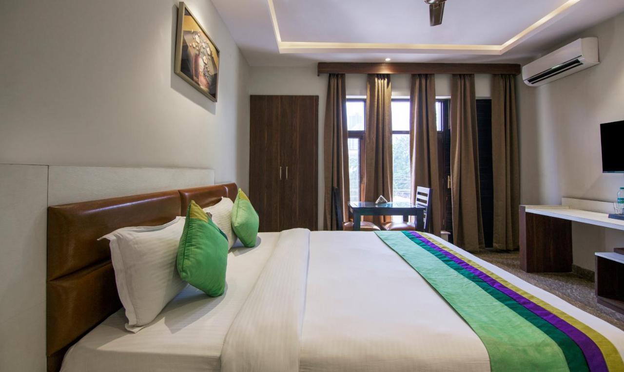 Hotel Treebo Swastika Premium Noida Exteriér fotografie
