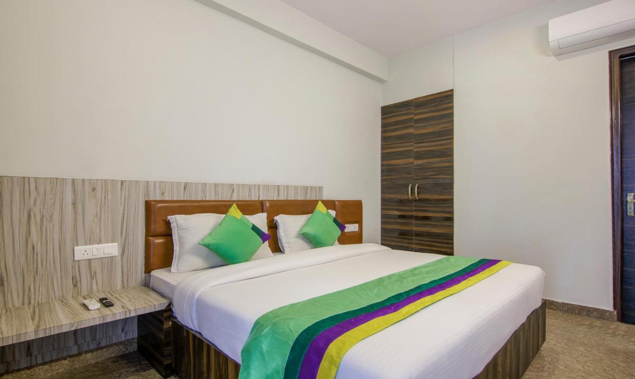 Hotel Treebo Swastika Premium Noida Exteriér fotografie